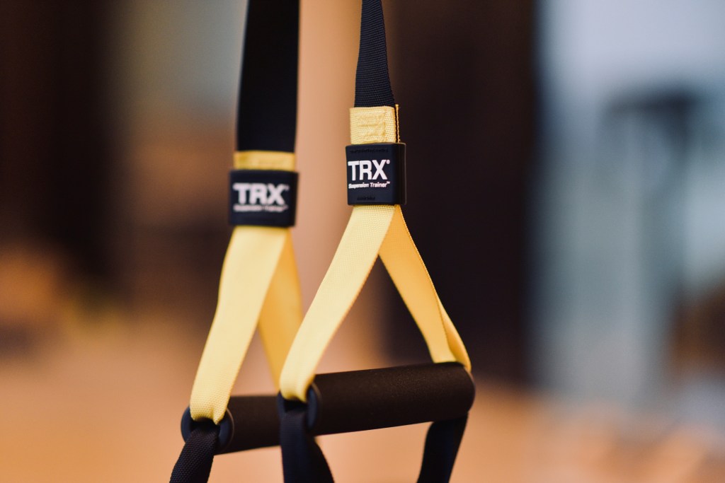 TRXトレーニング用のストラップがアップで撮影された画像